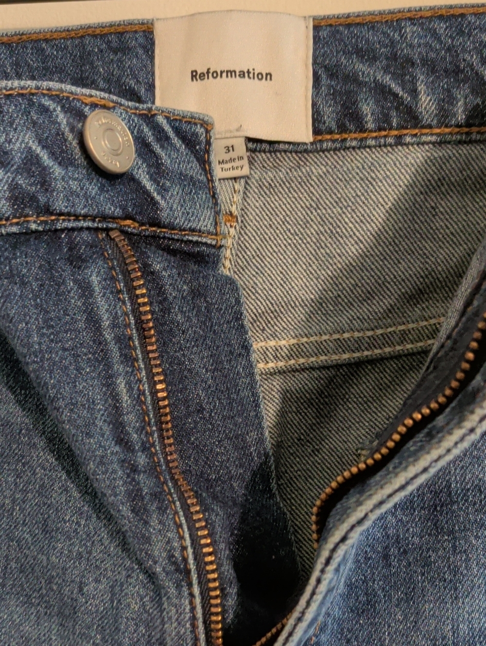 REFORMATION 90s val mid rise straight leg jean - size 31 - Picture 9 of 12